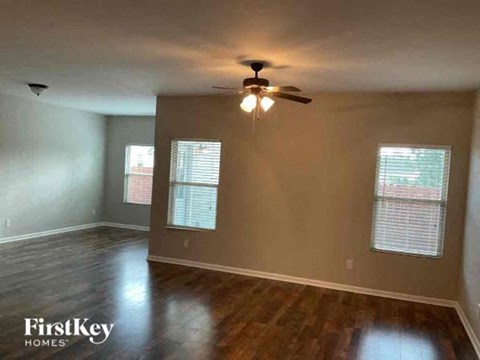109 Caledonian Circle 3 Beds Apartment for Rent