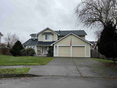 5213 43Rd Ct SE 4 Beds House for Rent Photo Gallery 1