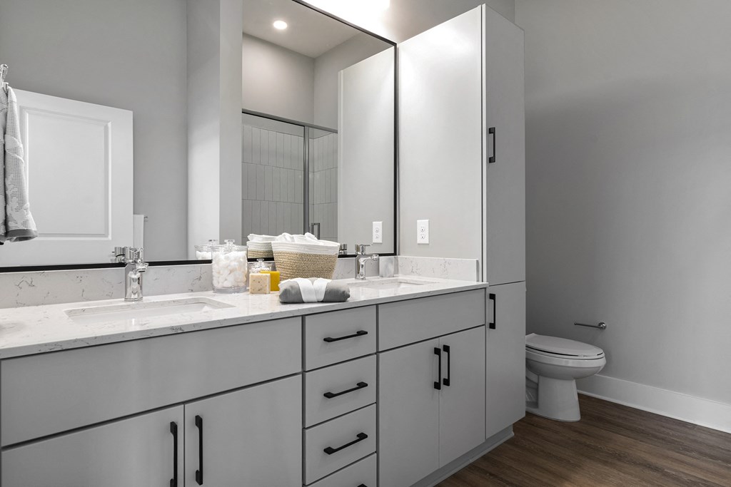 Foster on the Park Bath