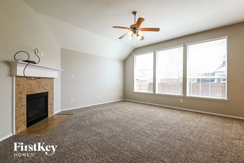 824 Trailwood Drive 4 Beds Apartment for Rent