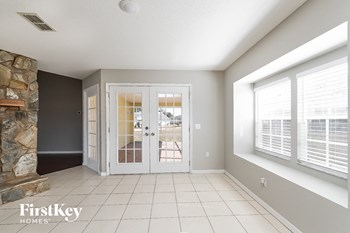 11442 Beechdale Avenue 3 Beds House for Rent - Photo Gallery 5