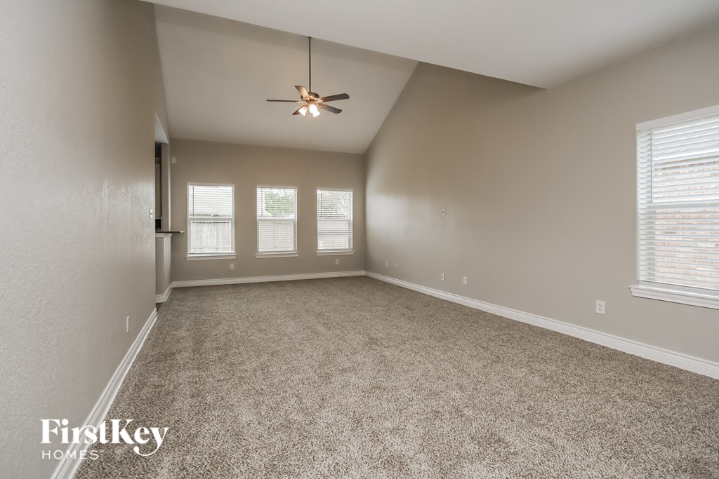 3040 Boxwood Springs Lane 4 Beds House for Rent - Photo Gallery 4