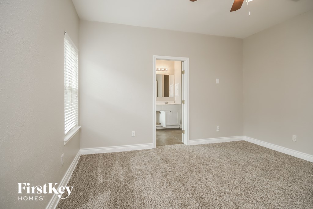 3040 Boxwood Springs Lane 4 Beds House for Rent - Photo Gallery 8