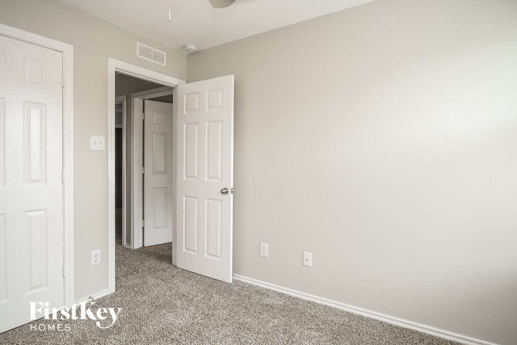 3040 Boxwood Springs Lane 4 Beds House for Rent - Photo Gallery 12