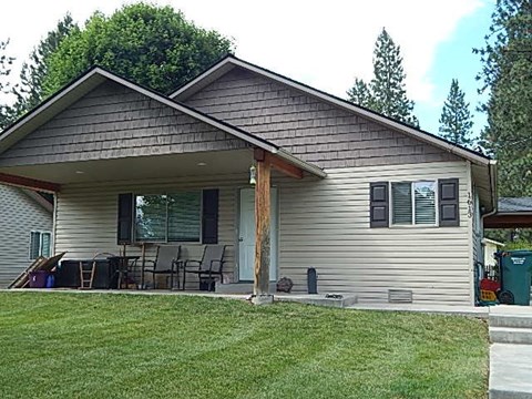 1613 E Nettleton Gulch Road 3 Beds Apartment for Rent