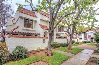 19852 Portal Plaza 2 Beds Apartment for Rent