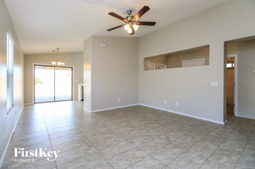 1976 W PROSPECTOR WAY 3 Beds House for Rent - Photo Gallery 5