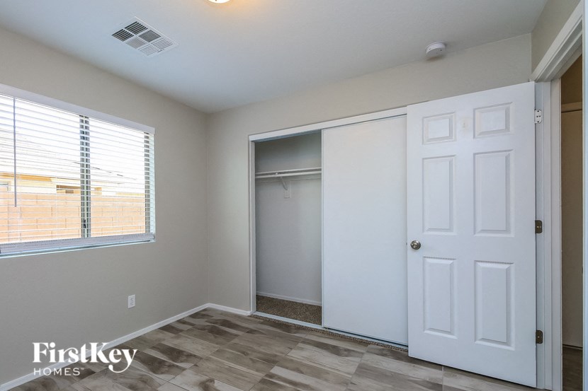 1976 W PROSPECTOR WAY 3 Beds House for Rent - Photo Gallery 12