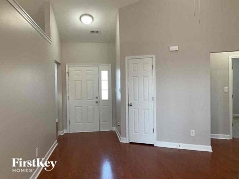 4255 Kiser Woods Drive 3 Beds Apartment for Rent