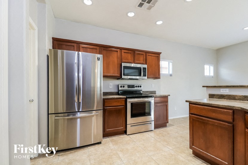 9918 W BLOCH Road 3 Beds House for Rent - Photo Gallery 7