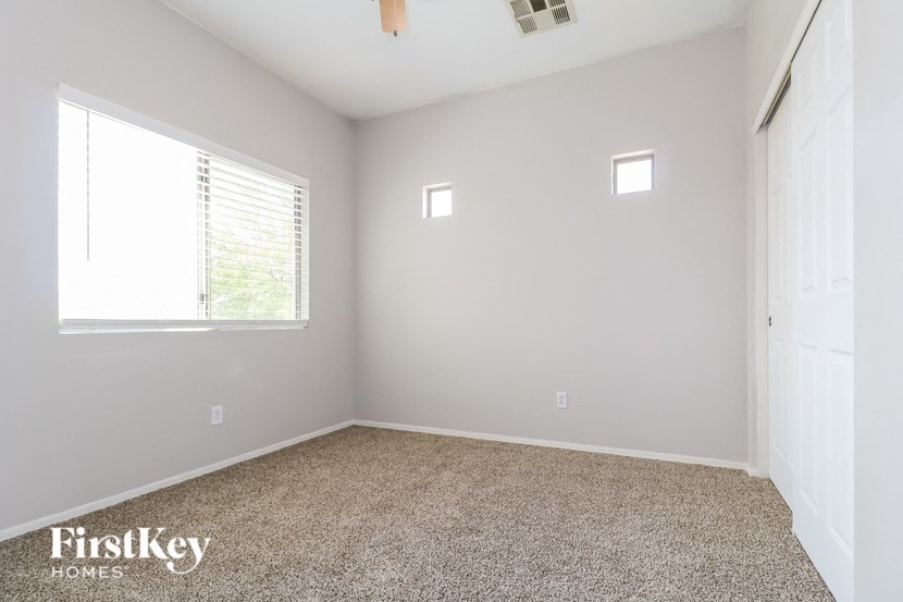 9918 W BLOCH Road 3 Beds House for Rent - Photo Gallery 11