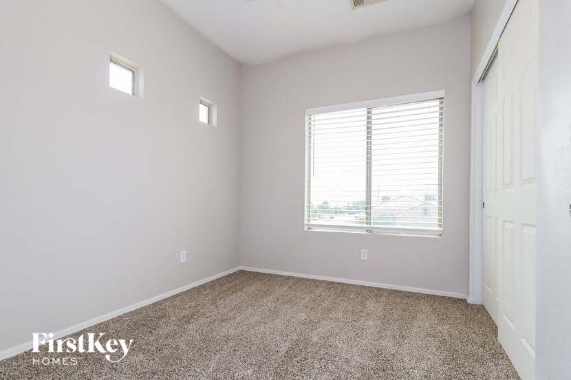 9918 W BLOCH Road 3 Beds House for Rent - Photo Gallery 12