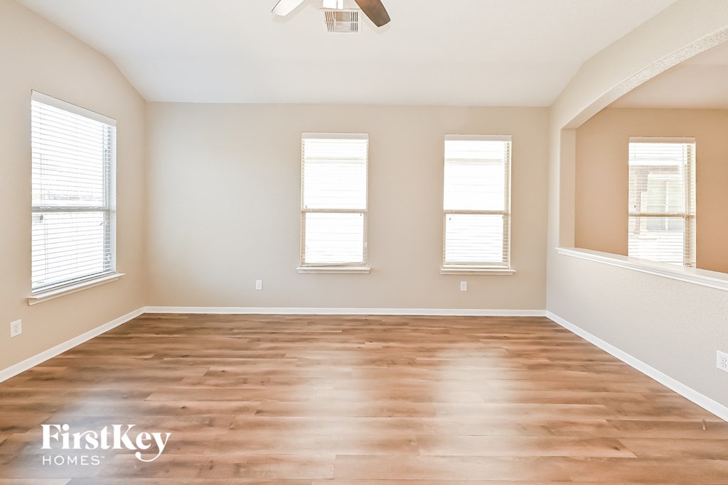 14302 Merganser Drive 3 Beds House for Rent - Photo Gallery 3