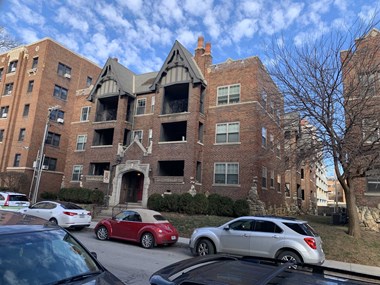 708 W 48Th Street 1-2 Beds Apartment for Rent
