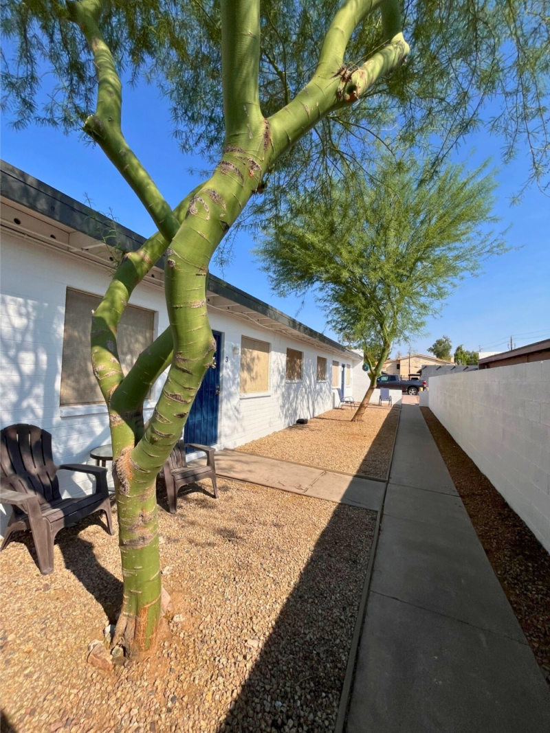 East Vista Apartments