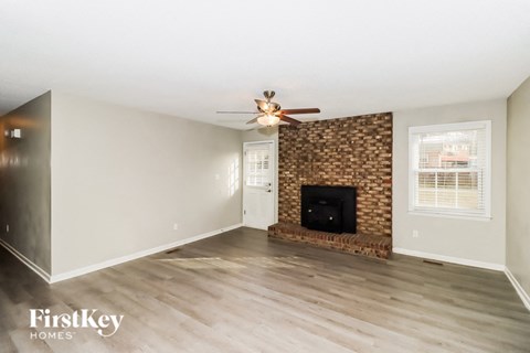 4842 Greenwood Drive 3 Beds House for Rent - Photo Gallery 4