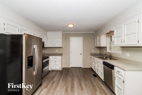 4842 Greenwood Drive 3 Beds House for Rent - Photo Gallery 5