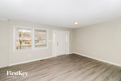 4842 Greenwood Drive 3 Beds House for Rent - Photo Gallery 6