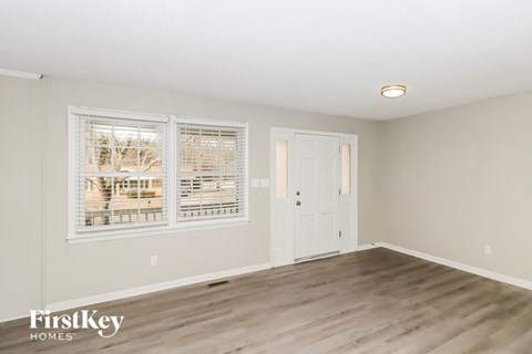 4842 Greenwood Drive 3 Beds House for Rent - Photo Gallery 7