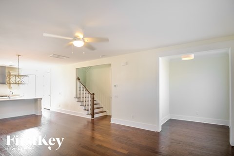 106 Starling Street Studio House for Rent - Photo Gallery 3