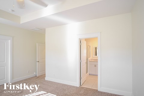 106 Starling Street Studio House for Rent - Photo Gallery 8