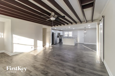 218 Friendway Road 4 Beds Apartment for Rent