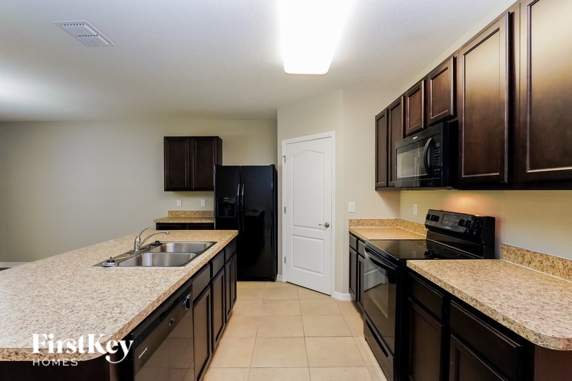 855 SHEEN CIRCLE 4 Beds House for Rent - Photo Gallery 3