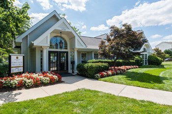 2450 Masons Ferry Dr 2-3 Beds Apartment, Affordable for Rent - Photo Gallery 3