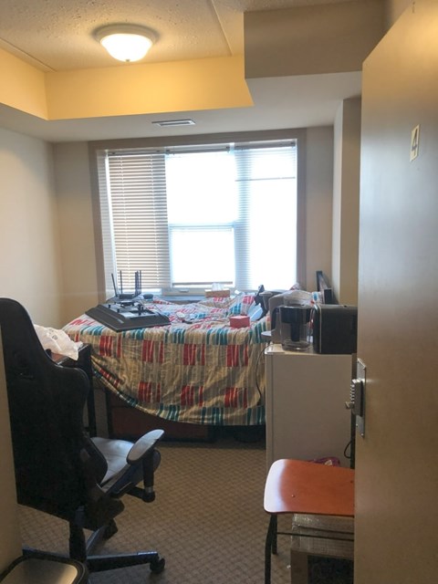 251 Lester Street, Suite 206 Studio Apartment for Rent