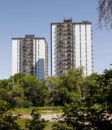Kiltarton Towers Studio-3 Beds Apartment for Rent