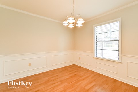 7357 DONCASTER LANE 3 Beds Apartment for Rent
