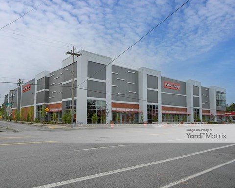 Storage Units for Rent available at 11858 NE Halsey Street, Portland, OR 97220