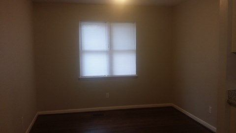 103 Pinecrest Rd 4 Beds Apartment for Rent
