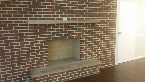 103 Pinecrest Rd 4 Beds Apartment for Rent