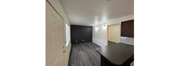 Upstairs Deluxe Studio