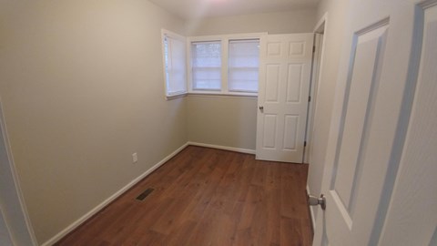 125 Church Ave 2 Beds Apartment for Rent