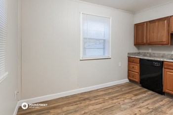 4472 GLENVIEW RD 3 Beds House for Rent - Photo Gallery 8