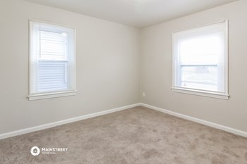 4472 GLENVIEW RD 3 Beds House for Rent - Photo Gallery 12