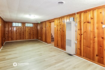 4472 GLENVIEW RD 3 Beds House for Rent - Photo Gallery 17