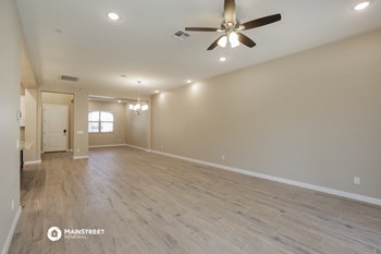 14048 W Desert Flower Dr 3 Beds House for Rent - Photo Gallery 6