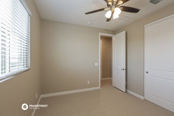 14048 W Desert Flower Dr 3 Beds House for Rent - Photo Gallery 13