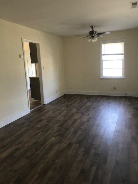 2914 Third St - NO PETS ALLOWED 3 Beds Apartment for Rent