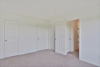 21030 Lowry Park Terrace 2-3 Beds Apartment for Rent - Photo Gallery 35