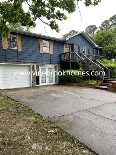 5555 Saddle Ridge Dr 3 Beds Apartment for Rent