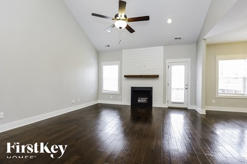 3496 Oak Creek Dr 3 Beds Apartment for Rent