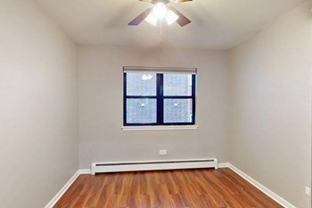516 Des Plaines Ave. Studio-2 Beds Apartment for Rent - Photo Gallery 4
