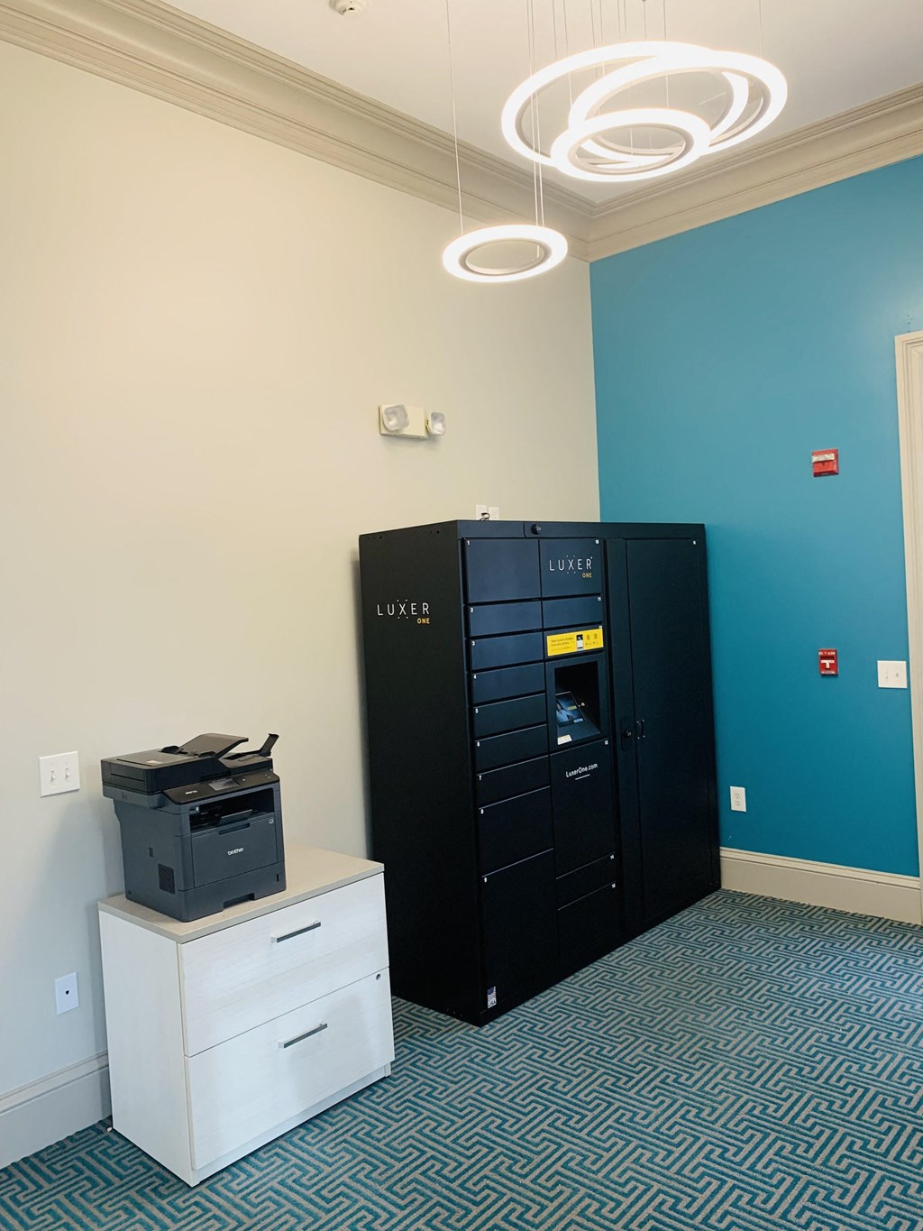 Business Center Packaging System