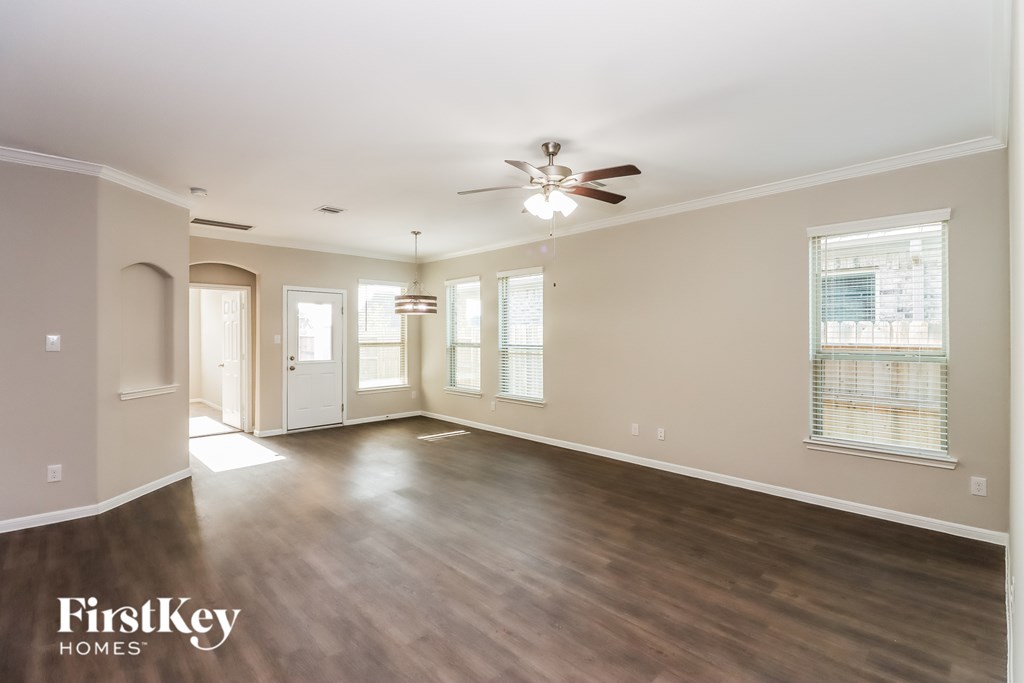 2201 Windy Grove Drive 3 Beds House for Rent - Photo Gallery 3