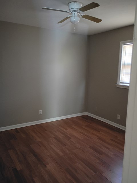 z4178 Churchman Avenue 3 Beds House for Rent - Photo Gallery 7