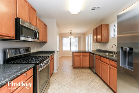 4285 E Whitehall Drive 3 Beds Apartment for Rent